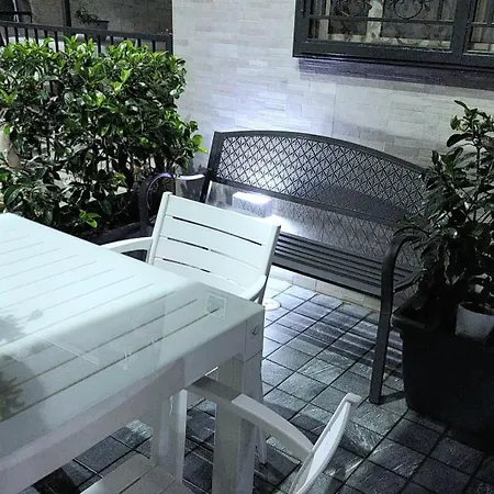 Il Borghetto House Brown Неаполь